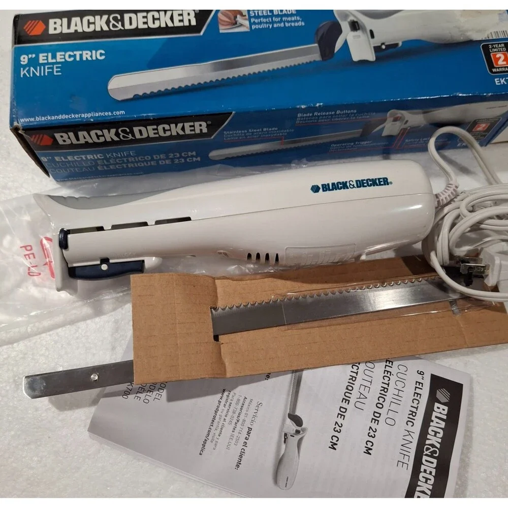 Black & Decker Home 9 inch Electric Carving Knife Model EK700 Open Box